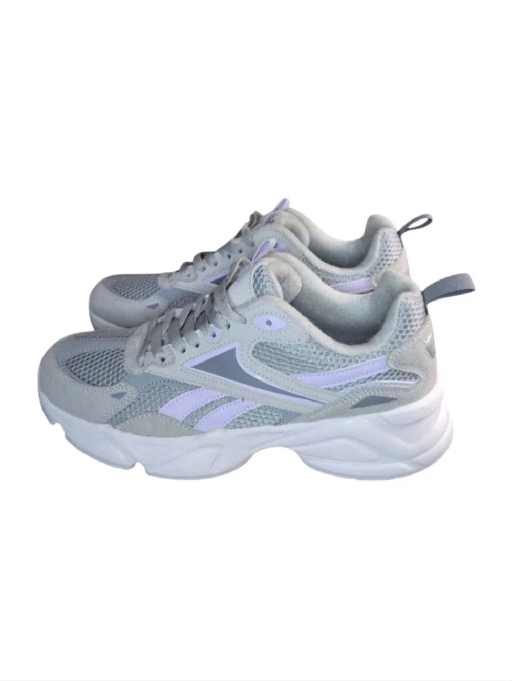 Reebok •brand •color